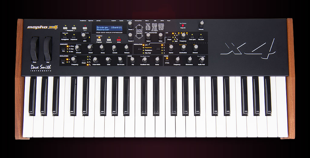 Mopho x4, 4-voice polyphonic analog keyboard synthesizer